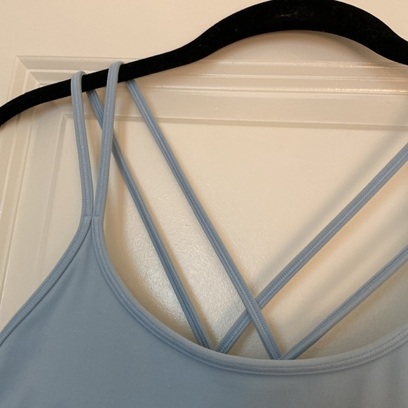 Lululemon Free to Be Tank Nulu - Picture 5 of 7